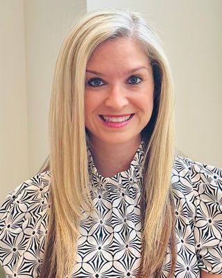 Photo of Lauren Neaman, PsyD, A-CBT, Psychologist