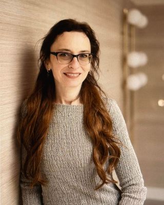 Photo of Julie Angileri, Psychiatric Nurse Practitioner, PMHNP