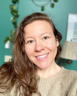 Photo of Joy Ruben Welts, Counselor, LMHC, LADC, LCAT, BCDMT, ERYT