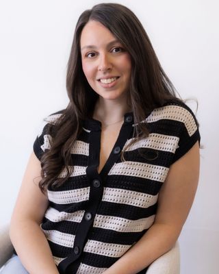 Photo of Abby Newton, Clinical Social Work/Therapist, LCSW