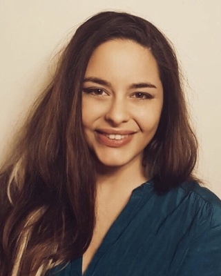 Photo of Aysu Hazar, Psychotherapist in W8, England