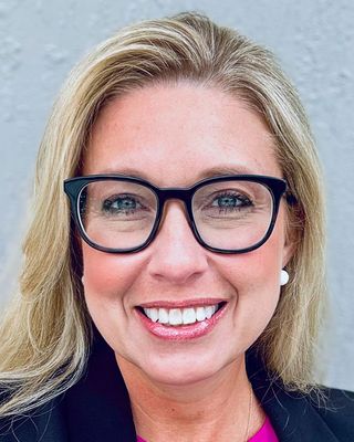 Photo of Angela Reeder, Clinical Social Work/Therapist, LCSW