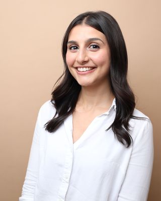 Photo of Alessandra (Aly) Fracassi, Registered Psychotherapist (Qualifying), BA, MSc, RP(Q)