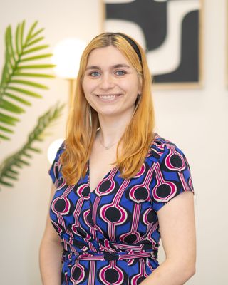Photo of Veronica Genova, Pre-Licensed Professional