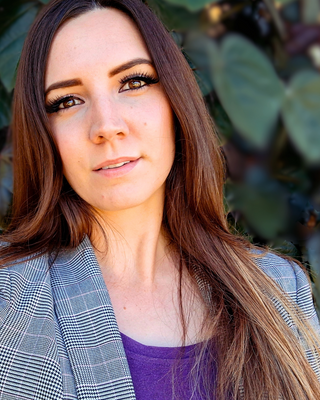 Photo of Elysia Bullen, Counsellor, MA, ACA-L2