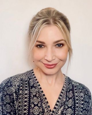 Photo of Justine Beauvais-Niezurawski, Limited Licensed Psychologist, MA, LLP, RYT 200