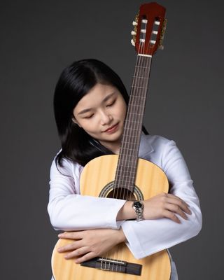 Photo of I-Wen Liao, Psychotherapist, MA, HCPC-Music Therap.