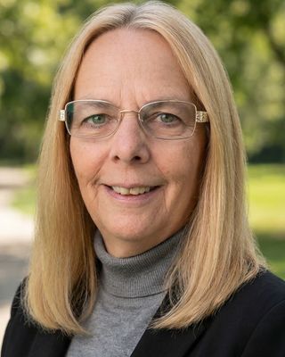 Photo of Michele Halse, Counsellor, MC, ACA-L2