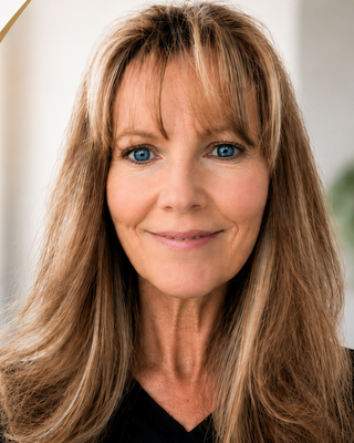 Photo of Christie Ballard-Frazine, Marriage & Family Therapist, MA LMFT