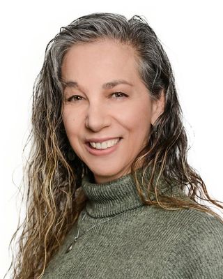 Photo of Elisa Carter, Counselor, LMHC