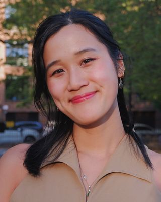 Photo of Jennifer Yu, Pre-Licensed Professional