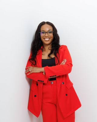 Photo of Jasmine Robinson, Pre-Licensed Professional