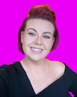 Photo of Chloe Reynor, Psychotherapist, MIACP