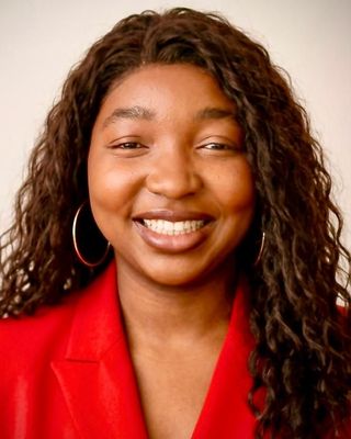 Photo of Bunmi Elizabeth Sadela, Registered Psychotherapist (Qualifying), MA, RP(Q)