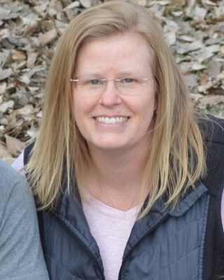 Photo of Kristi Lindell Elliott, LCSW, MSW, BSED, Clinical Social Work/Therapist