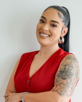 Photo of Vanessa Landrum, Psychiatric Nurse Practitioner, CNM, PMHNP