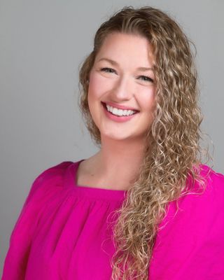 Photo of Ashlea Szanto, Licensed Professional Counselor in Houston, TX