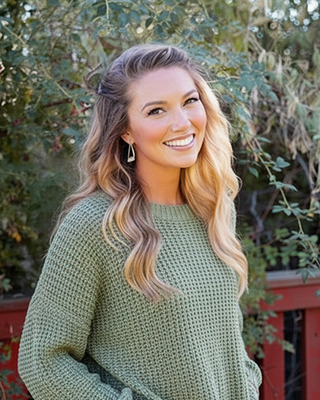 Photo of Hannah Covey, Counselor, CMHC