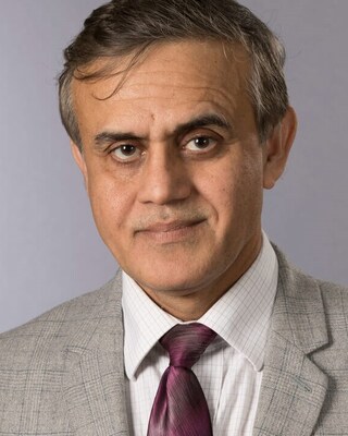 Photo of Farooq Naeem, Psychiatrist in Yorkville, Toronto, ON