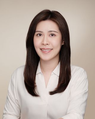 Photo of Yi-Wen Hsu, Pre-Licensed Professional