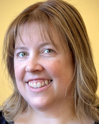 Photo of Colleen Bickett, Licensed Professional Clinical Counselor, LPCC