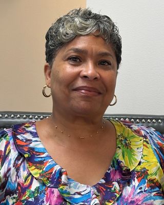 Photo of Stacie Mott, Social Worker