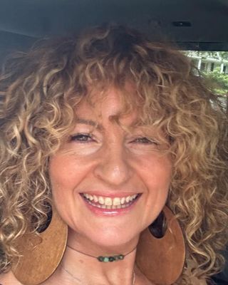 Photo of Vanessa Stolarski, Pre-Licensed Professional