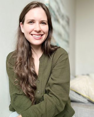Photo of Madeline Alexander, Registered Psychotherapist (Qualifying), RPQ, MACP, FSP