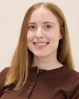 Photo of Ayshen Tuncel, Registered Psychotherapist (Qualifying), MACP