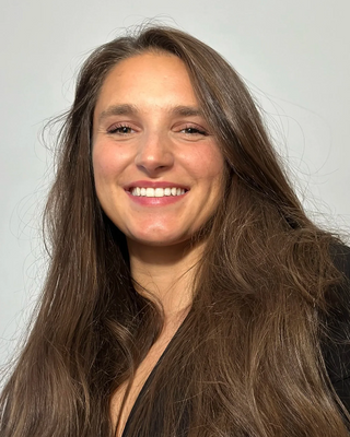 Photo of Aleksandra Deptula, Pre-Licensed Professional