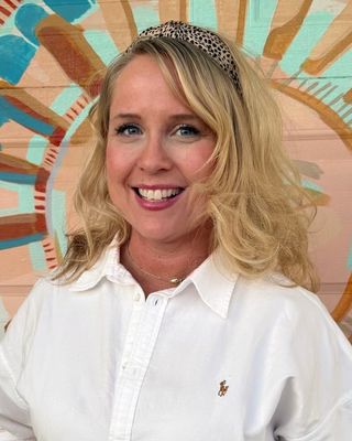 Photo of Emily Pearlstein, Mental Health Counselor, LMHC