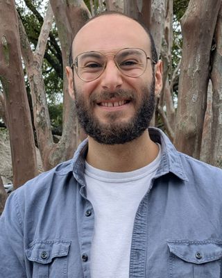 Photo of Sam Gollub, Marriage & Family Therapist Associate, MA, LMFT-A