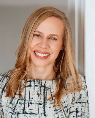 Photo of Andrea Hernandez, Clinical Social Work/Therapist, LICSW