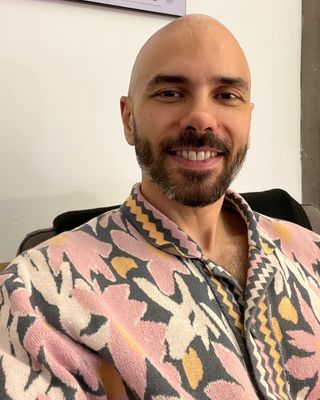 Photo of Romeo Bidar, Registered Psychotherapist, BSW, MSc, CFT, PsychTh