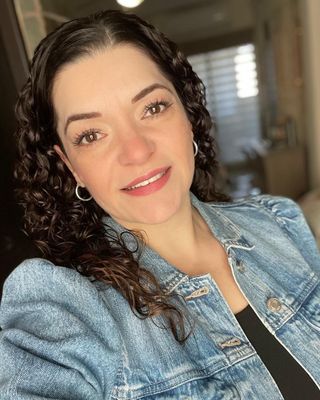 Foto de Araceli Gonzalez Cantú, Psicoterapeuta, Lic. en Psicología