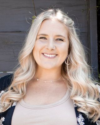Photo of Caitlin McCall, Marriage & Family Therapist, MS, LMFT, CPMHC