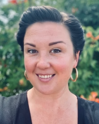 Photo of Erin Lyons, Clinical Social Work/Therapist, LMSW-C