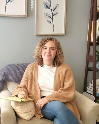 Photo of Trin Zacharias, Licensed Professional Counselor, MA, LPC