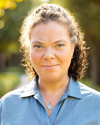 Photo of Julie Yankowsky, Psychiatric Nurse Practitioner, MSN, PMHNP