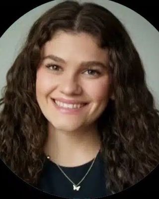 Photo of Maria Dates, MFT