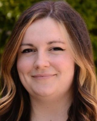 Photo of Leslie Davis, Licensed Professional Counselor, MA, LPC, ACS