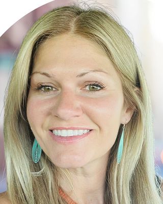 Photo of Shanell Manson, Clinical Social Work/Therapist, LISW-S, LISW-CP