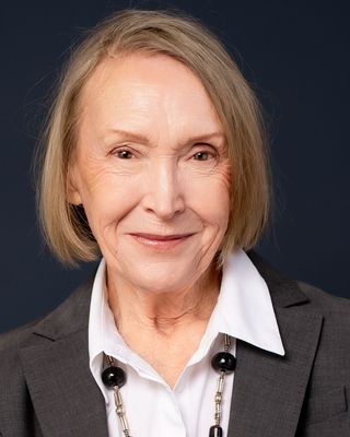 Photo of Helen Sharwood, Psychologist, MA, MAPS