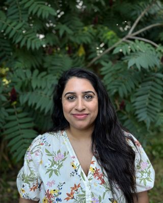 Photo of Jasmine Singh, Pre-Licensed Professional