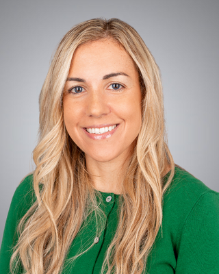 Photo of Andrea Papa-Molter, Psychiatrist, MD