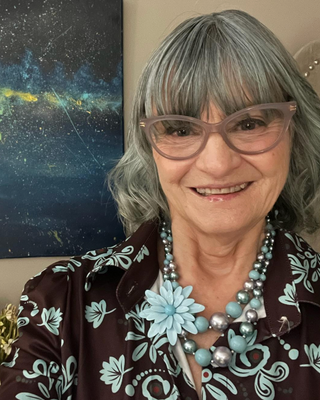 Photo of Lisa Bell, Clinical Social Work/Therapist, LCSW