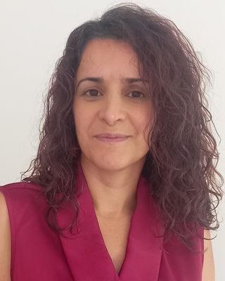 Photo of Dr Ladan Sahafi, Counsellor, PhD, ACA-L1