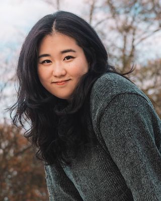 Photo of Jasmine Lee, Pre-Licensed Professional