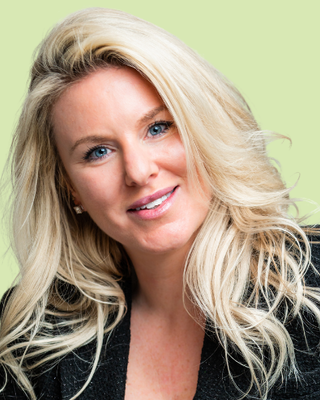 Photo of Perienne Paulson, Counsellor, RCC, CCC, MACP, BSc