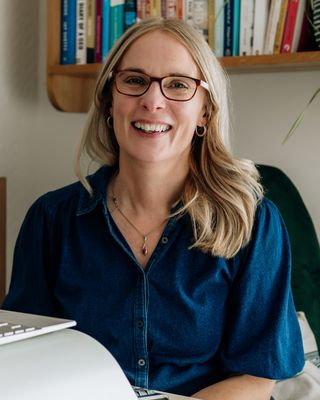 Photo of Sophie Longden - Sophie Longden Therapy, Psychotherapist, MBABCP